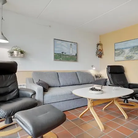 Lejl 226 St Apartment *